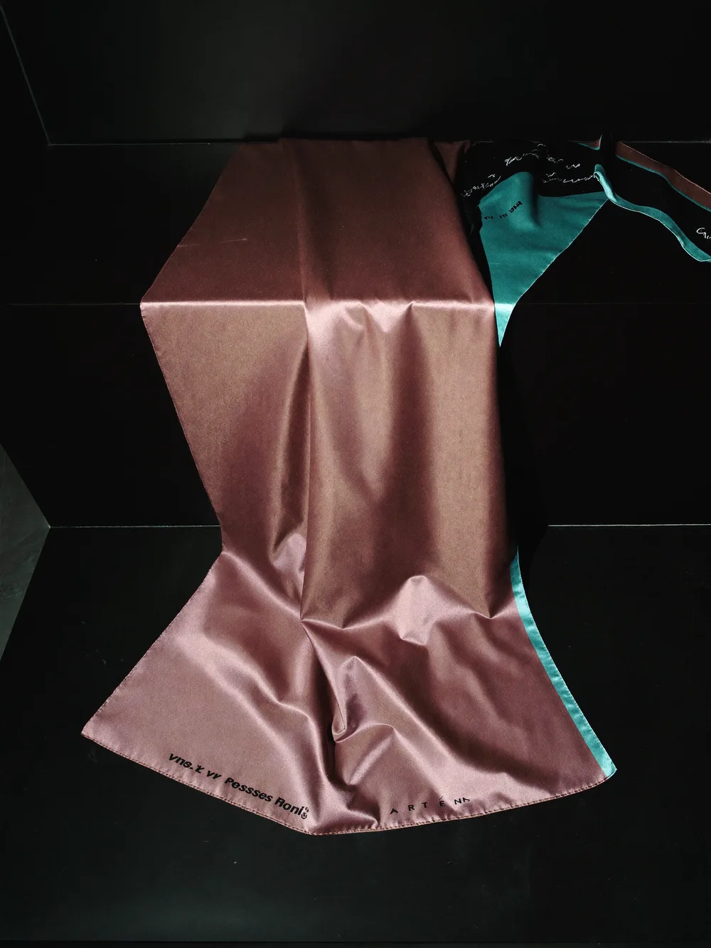 Foulard en soie, Hermès